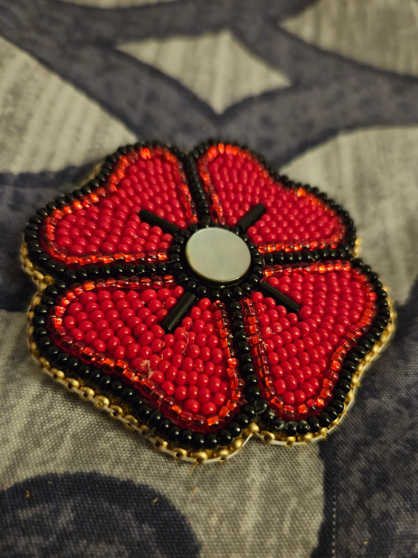 Beaded Poppy - Black Lip Pearl with Gold Edging